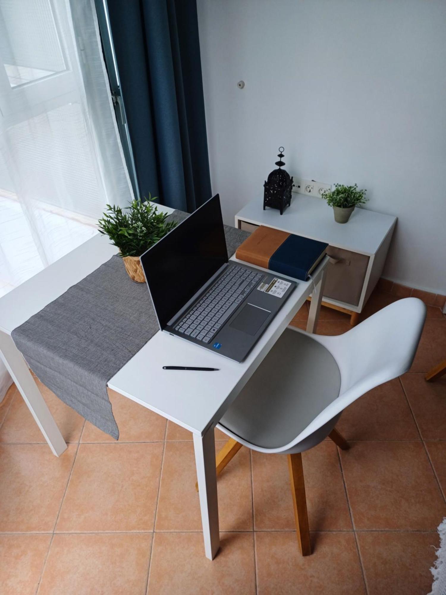 Luminoso Estudio Muy Cerca De La Playa Apartment เบนัลมาเดนา ภายนอก รูปภาพ